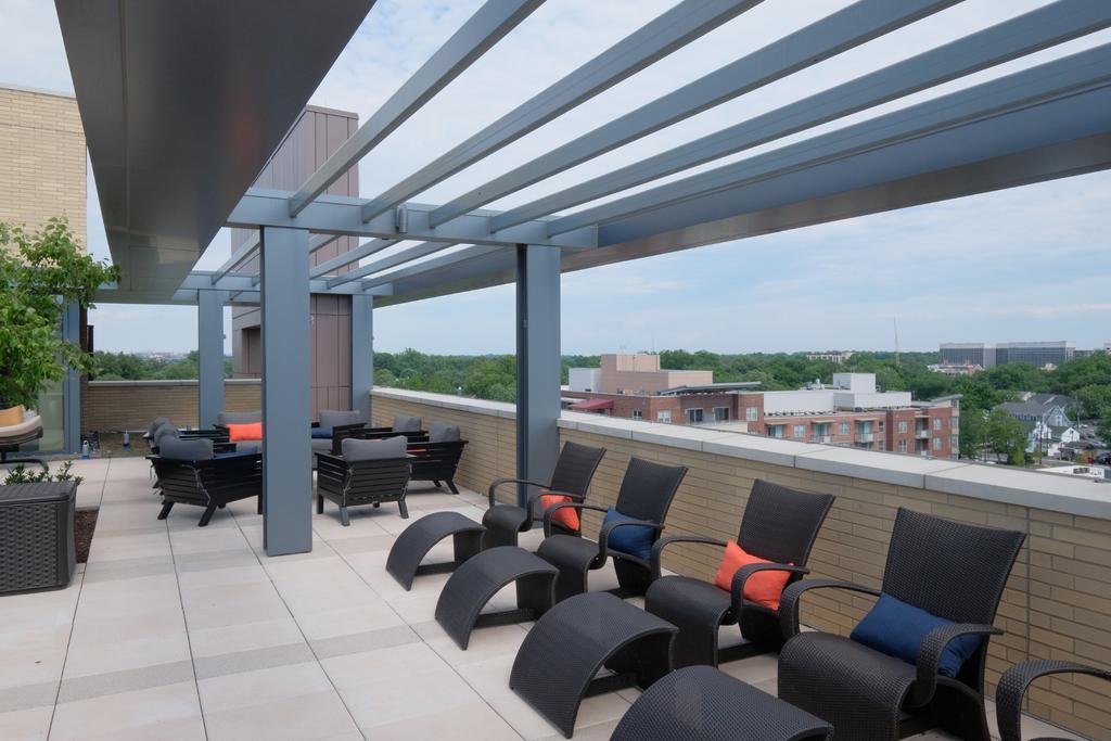 Global Luxury Suites In Downtown Bethesda Esterno foto