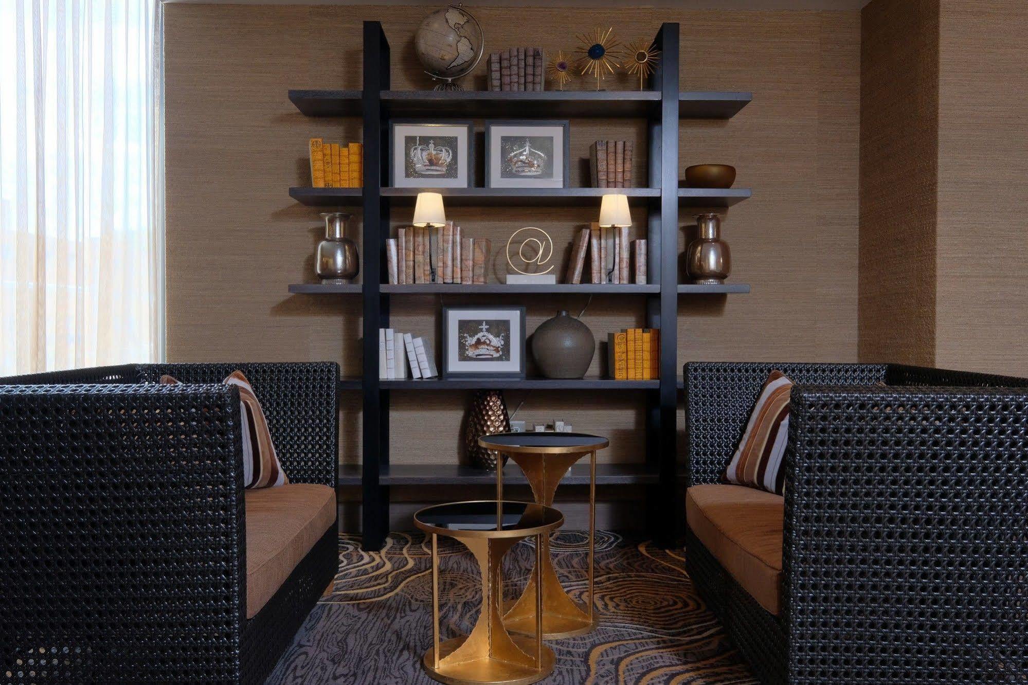 Global Luxury Suites In Downtown Bethesda Esterno foto