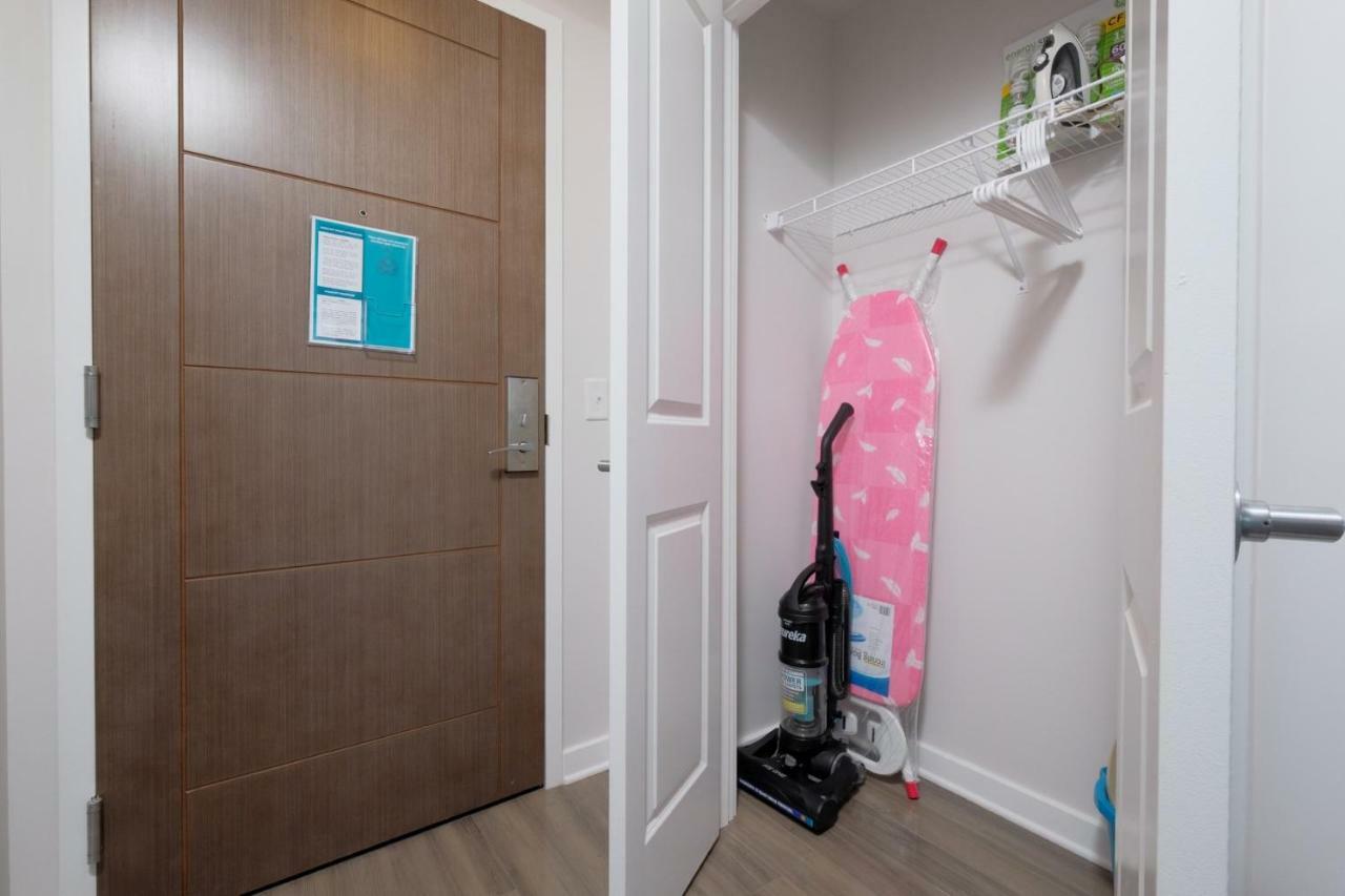 Global Luxury Suites In Downtown Bethesda Esterno foto